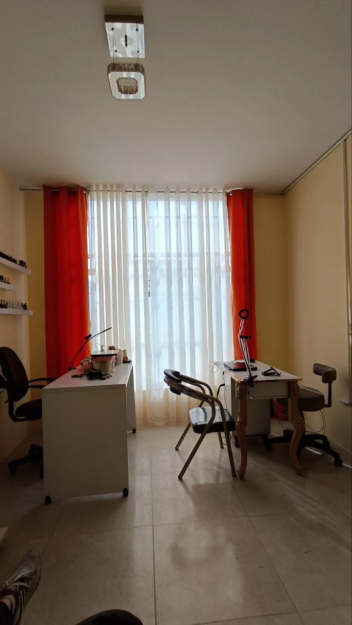تصویر گالری آکادمی زیبایی رز سرخ